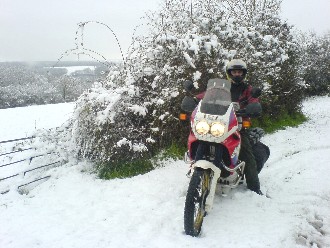 bike in snow nornandie small.jpg